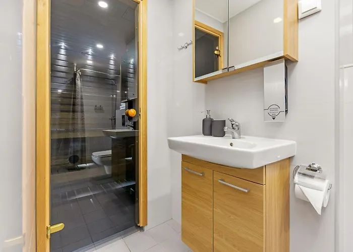 Aisa Studio37 Apartment *